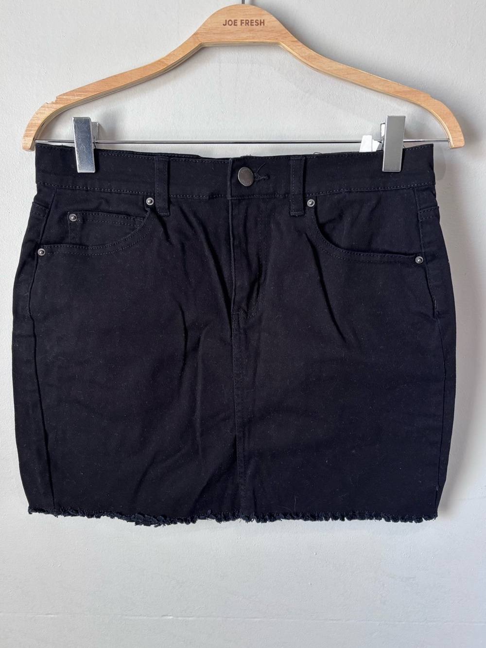 ✨3/$30✨ Streetwear Society Black Distressed Denim Mini Skirt | Size L
